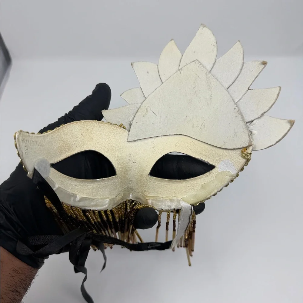 Pack of 3 Masquerade Mask / please see photos